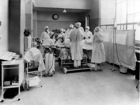 Surgery in UC Hospital operating room, 1924.